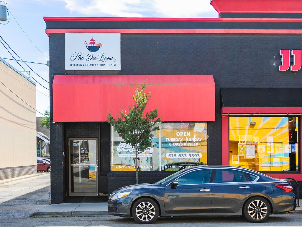Pho Dee-Licious storefront at 2414 University Ave, Des Moines, with its red awning and sign